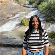 Titulada en inglés ofrezco clases de inglés e italiano de forma personalizada.